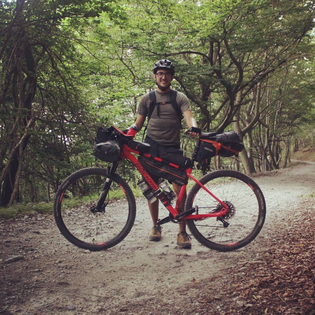 Fernando Cintra bikepacking in italy